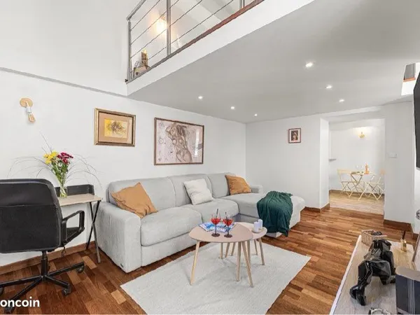 Superbe loft au pied des bateaux - Rare à la location