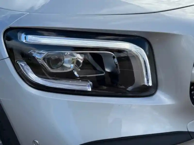 Mercedes Glb 220 d 4matic amg line — photo 22