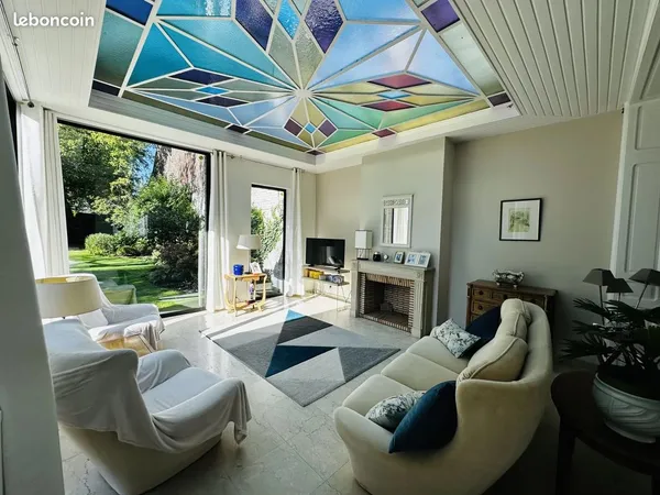 Maison 5 pièces 140 m²