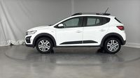 Dacia Sandero 1.0 TCe 90ch Stepway Confort — photo 7