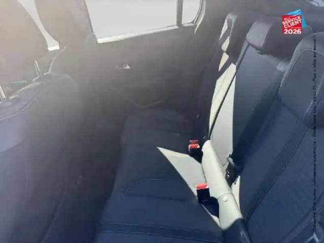 Peugeot 208 1.2 puretech 100ch s/s allure eat8 carplay — photo 11