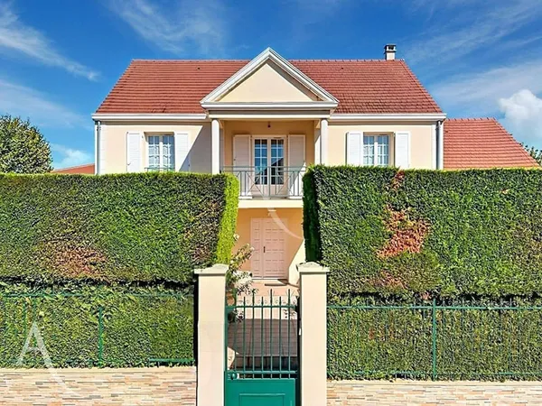 Maison 7 pièces 153 m²