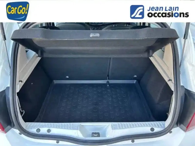 Dacia Sandero sce 75 — photo 14