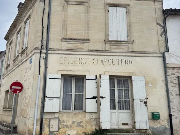 Maison de bourg T4 Portets centre