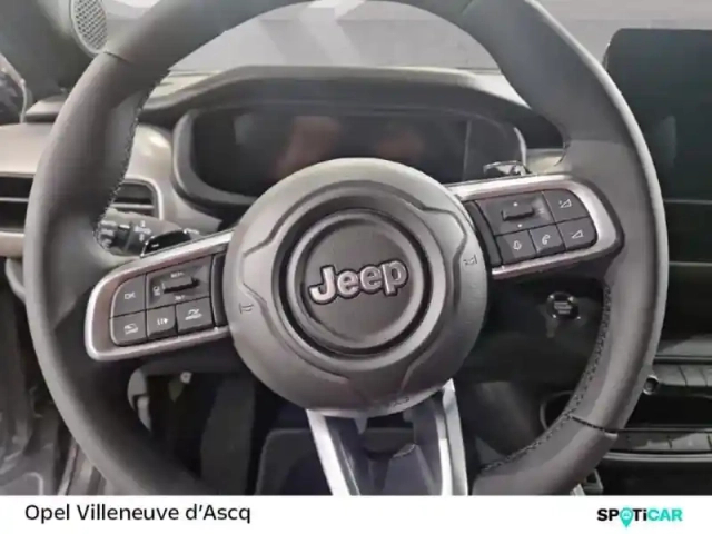Jeep Avenger 1.2 turbo t3 100ch summit — photo 9