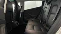 Tesla Model 3 Standard RWD Plus MY22 — photo 13