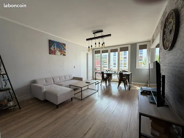 Appartement meublé 92m² - 1 chambre dispo