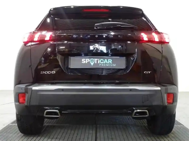Peugeot 2008 1.2 puretech 130ch s&amp;s gt — photo 4