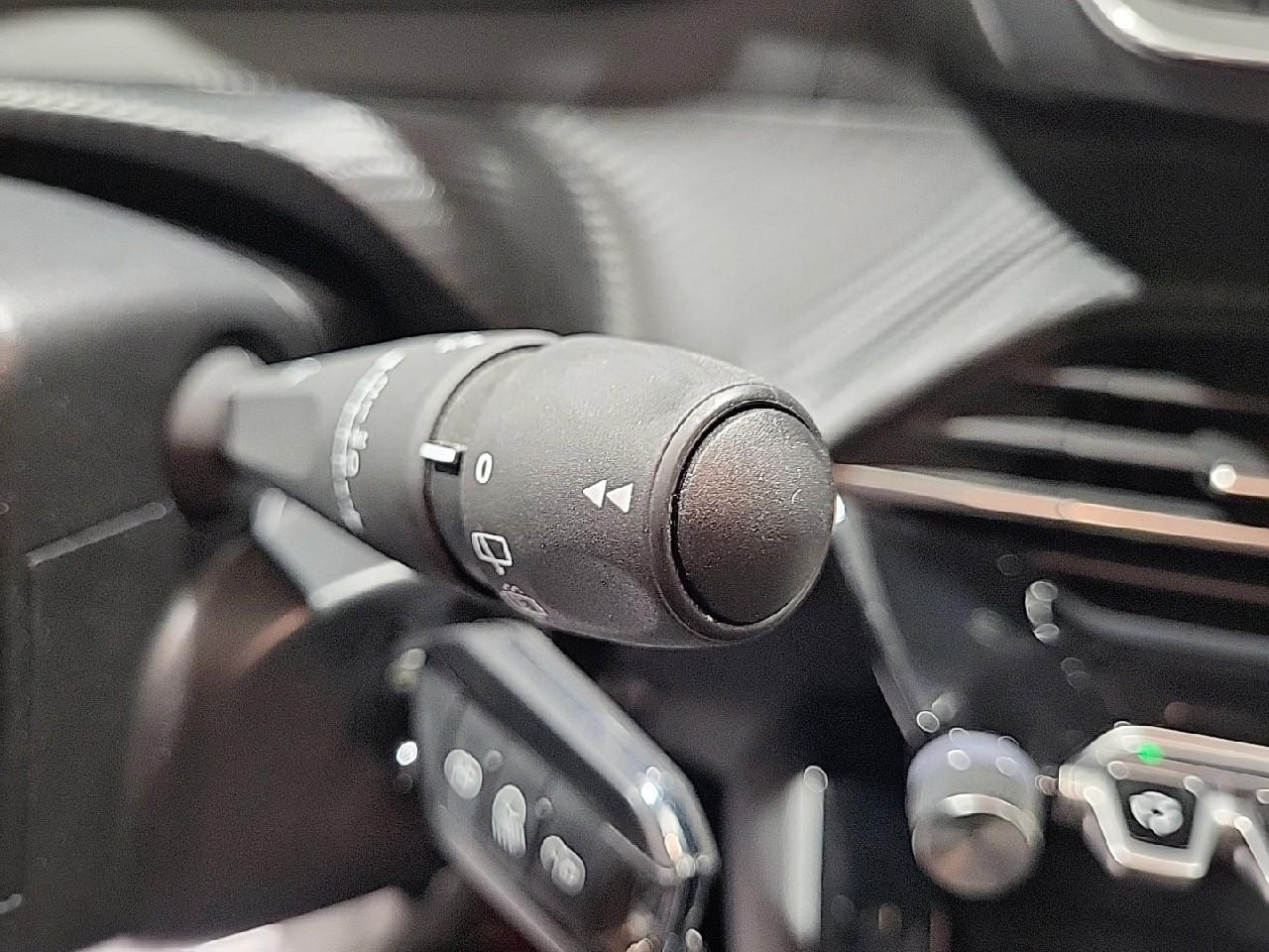 Peugeot 208 puretech 75 s&s bvm5 active pack — photo 21