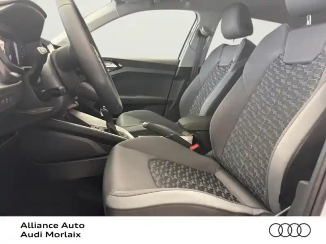 Audi A1 sportback 30 tfsi 116ch design s tronic 7 — photo 22
