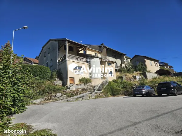 Bureaux 288 m² Villards-d'Héria