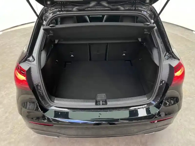 Mercedes Classe A 180 amg line — photo 10
