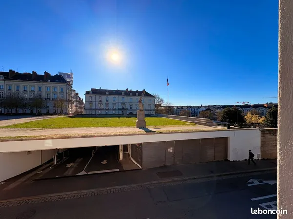 Appartement de caractère avec vue exceptionnelle sur le Cours Saint-Pierre et l'Erdre | Nantes centr