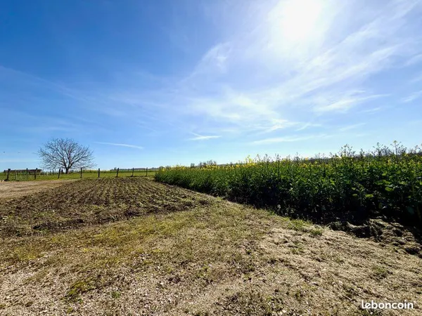 Terrain constructible Saint Loup Géanges