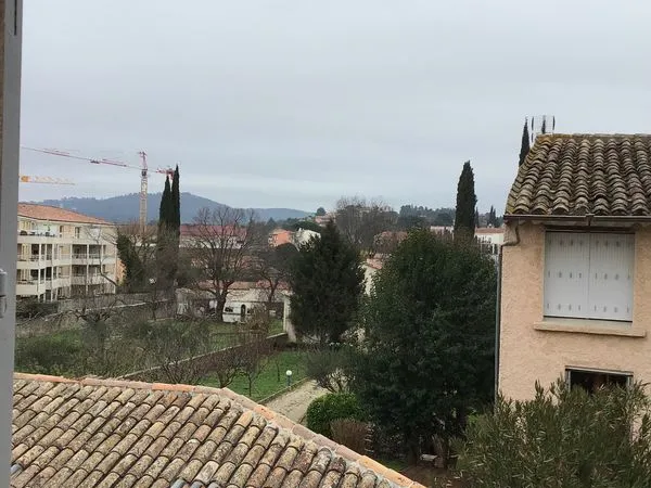 Particulier loue joli T3 avec garage Vidauban