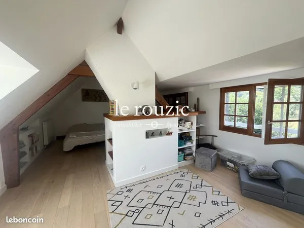 Maison 6 pièces 174 m²