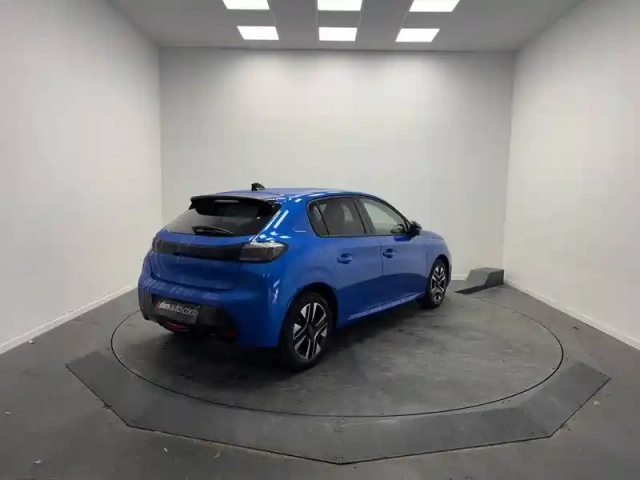 Peugeot 208 100 s&amp;s bvm6 — photo 73