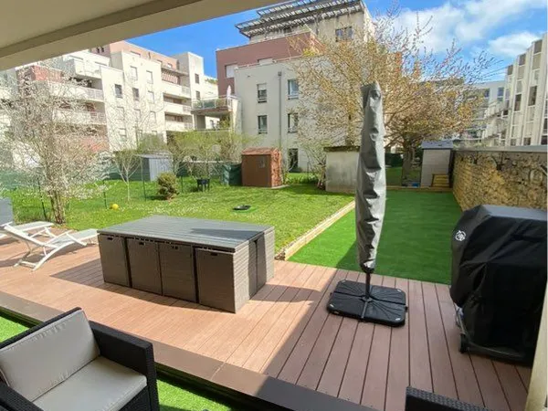 Appartement proche gare avec jardin