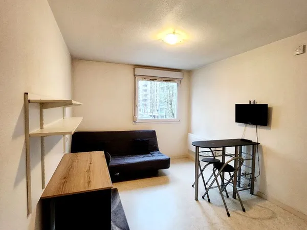 Studio 1 pièce 20 m²