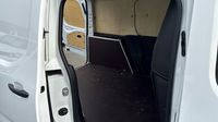 Peugeot Partner Standard 650kg BlueHDi 100ch S&S Asphalt — photo 13