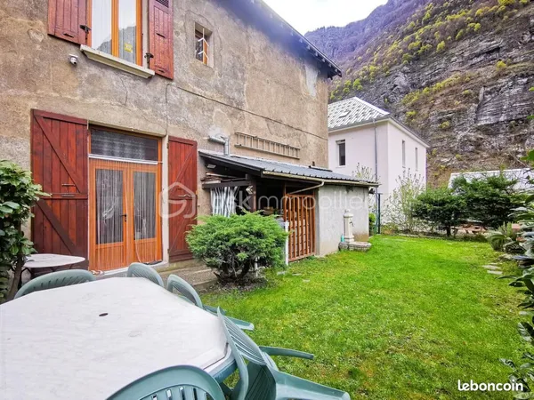 Maison 6 pièces 109 m²