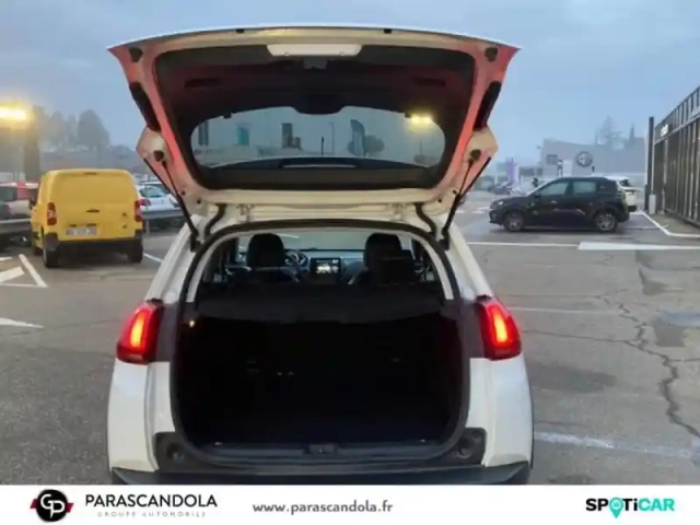 Peugeot 2008 1.2 puretech 130ch e6.c allure s&amp;s — photo 6