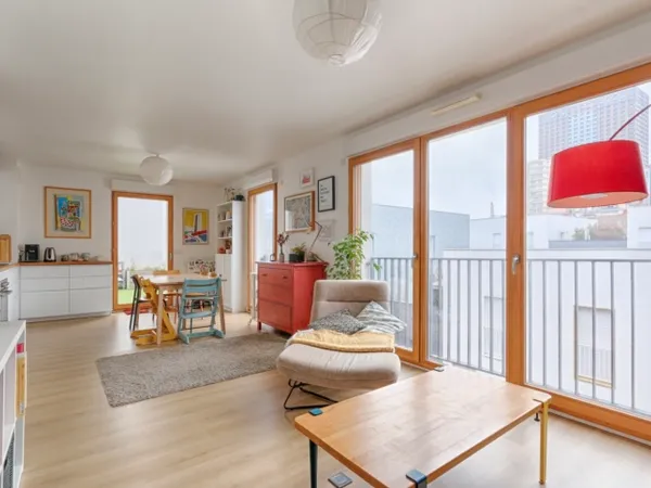 Vends appartement T4 familial 85m2 - lumineux au dernier étage