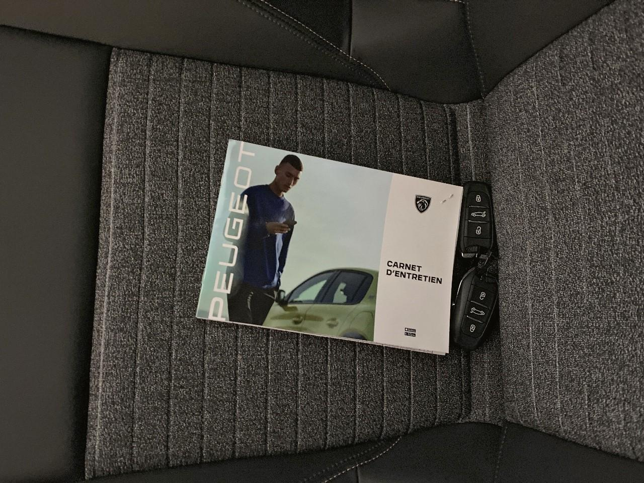 Peugeot 3008 hybrid 145 e-dcs6 allure — photo 13