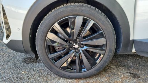 Peugeot 3008 1.6 THP 300 Hybrid4 EAT8 - Gt Pack – 2021 – 57500 km – Hybride rechargeable – Boîte Automatique — photo 24