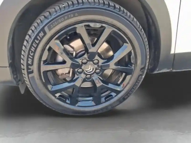 Citroën C5 Aircross hybrid 225ch shine pack e-eat8 — photo 11