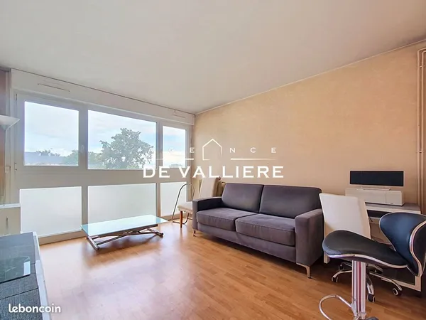 Studio 1 pièce 30 m²