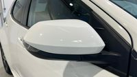 Toyota Yaris 116h Collection 5p — photo 35