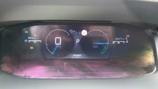 Peugeot 208 hybrid 110 e-dcs6 — photo 58