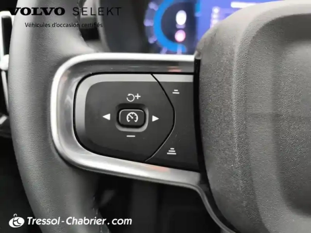 Volvo Xc40 b3 163 ch dct7 plus — photo 3
