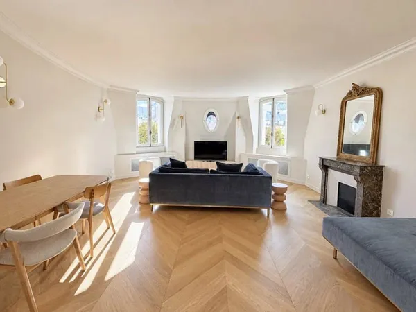 Appartement 6 pièces 144 m²