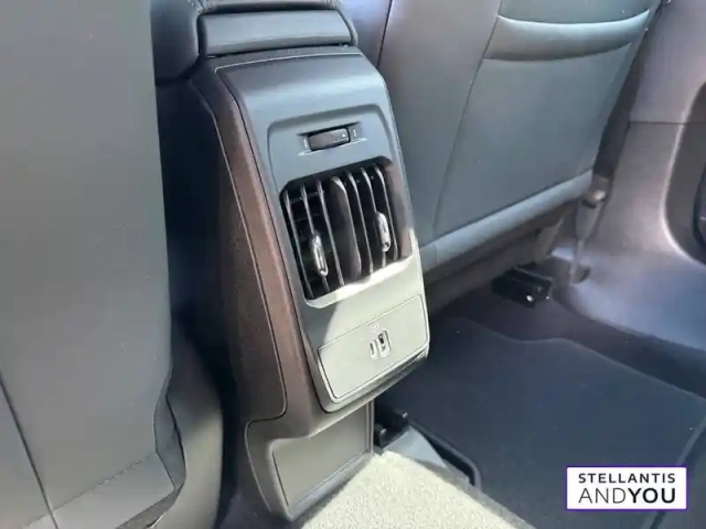 Alfa Romeo Tonale 1.3 hybride rechargeable phev 190ch at6 e-q4 — photo 26