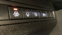 Peugeot 3008 Plug-in Hybrid4 300ch GT e-EAT8 — photo 31