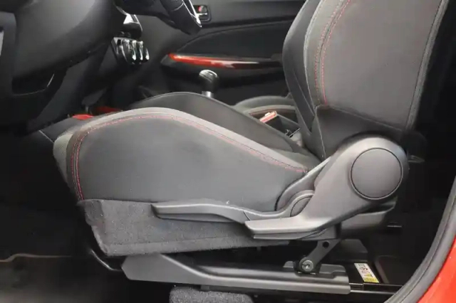 Suzuki Swift sport 1.4 boosterjet hybrid — photo 59