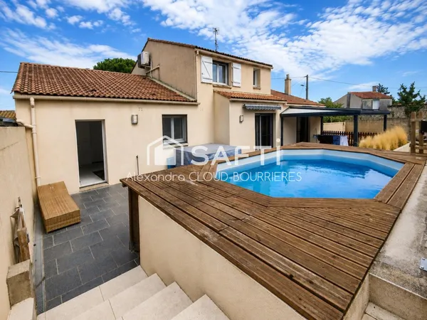 Maison 4 chambres sur 10517 m2 de terrain