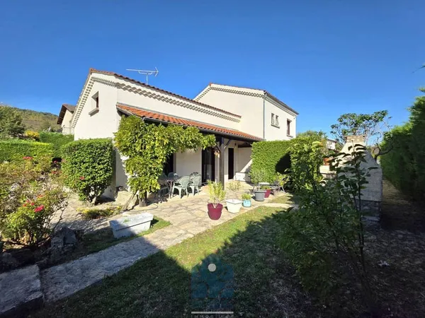 Maison 5 pièces 154 m²