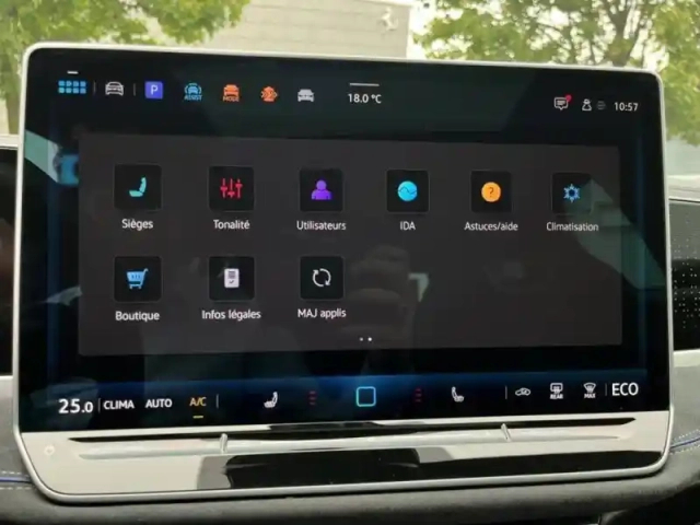 Volkswagen Passat 1.5 ehybrid 272 dsg6 — photo 25