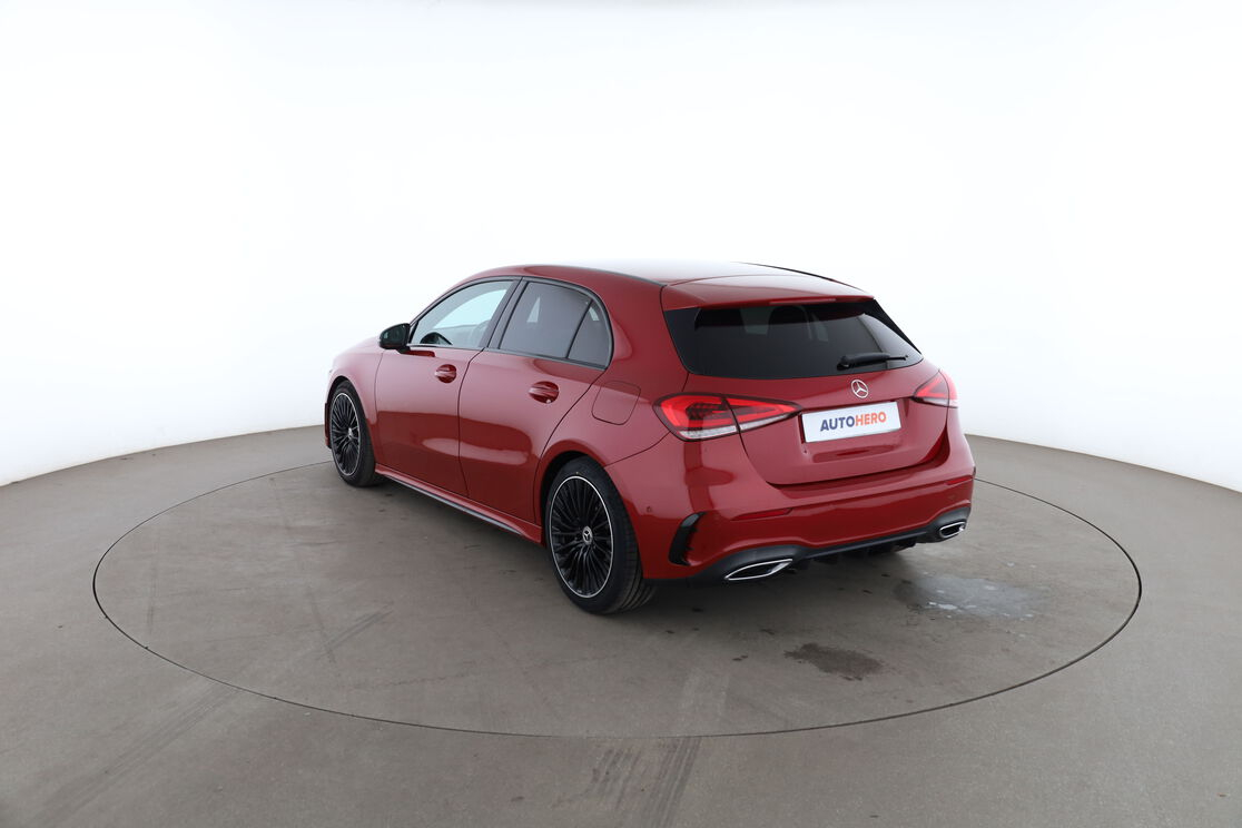 Mercedes-Benz Classe A 200 AMG Line 7G-DCT — photo 3