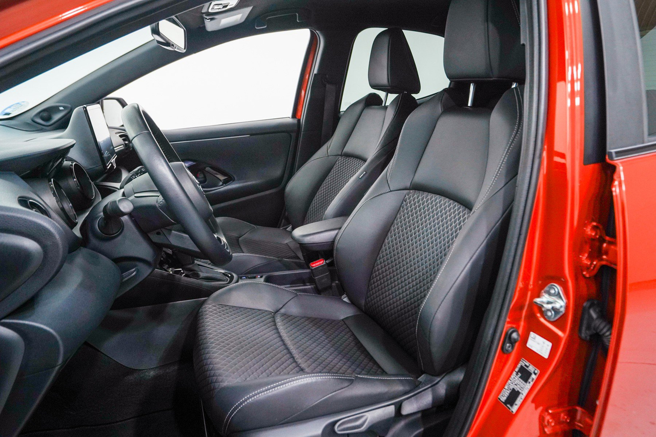 Toyota Yaris 4 — photo 12