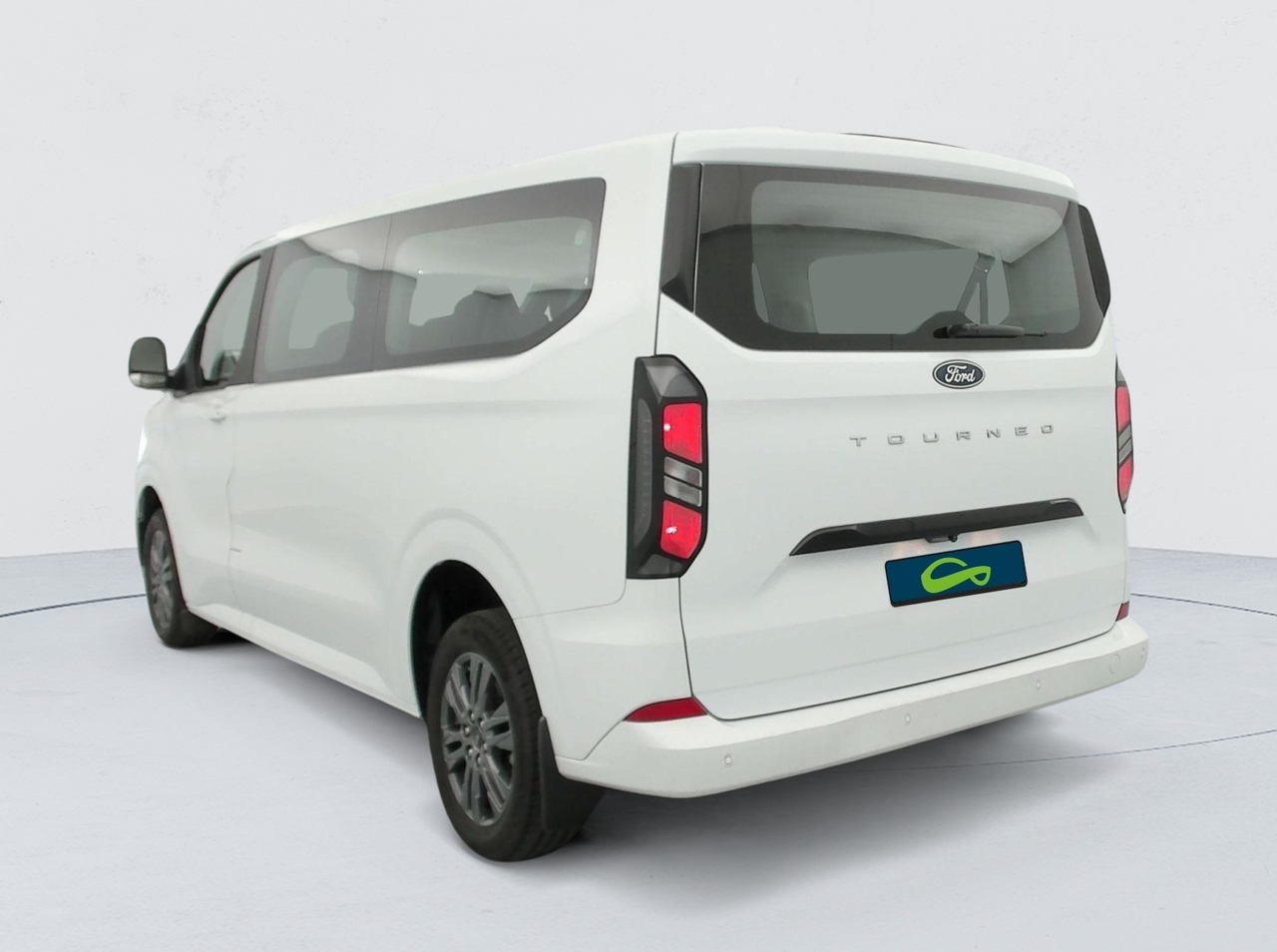 Ford Tourneo Custom — photo 3