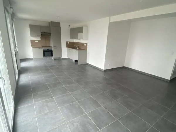 Loue appartement libre