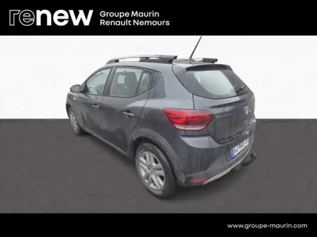 Dacia Sandero 1.0 tce 90ch confort -22 — photo 4