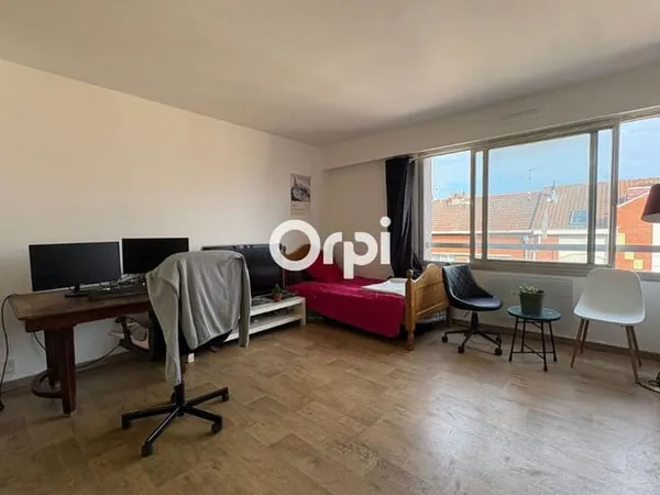 Studio 1 pièce 35 m²