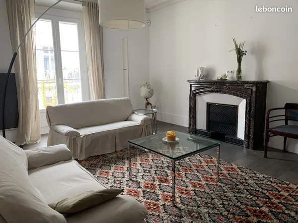 Très beau T4 meublé climatisé Hyper-centre