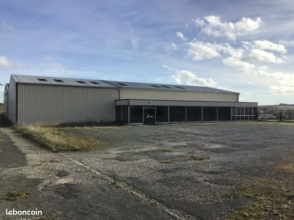 Location Local Industriel 1200 M2