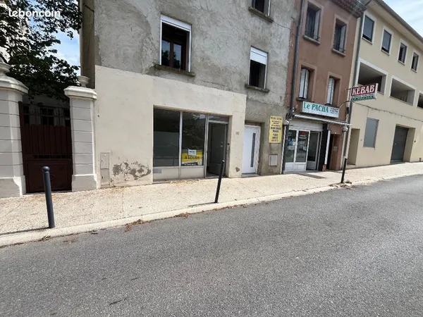 Local bureaux 96 m²